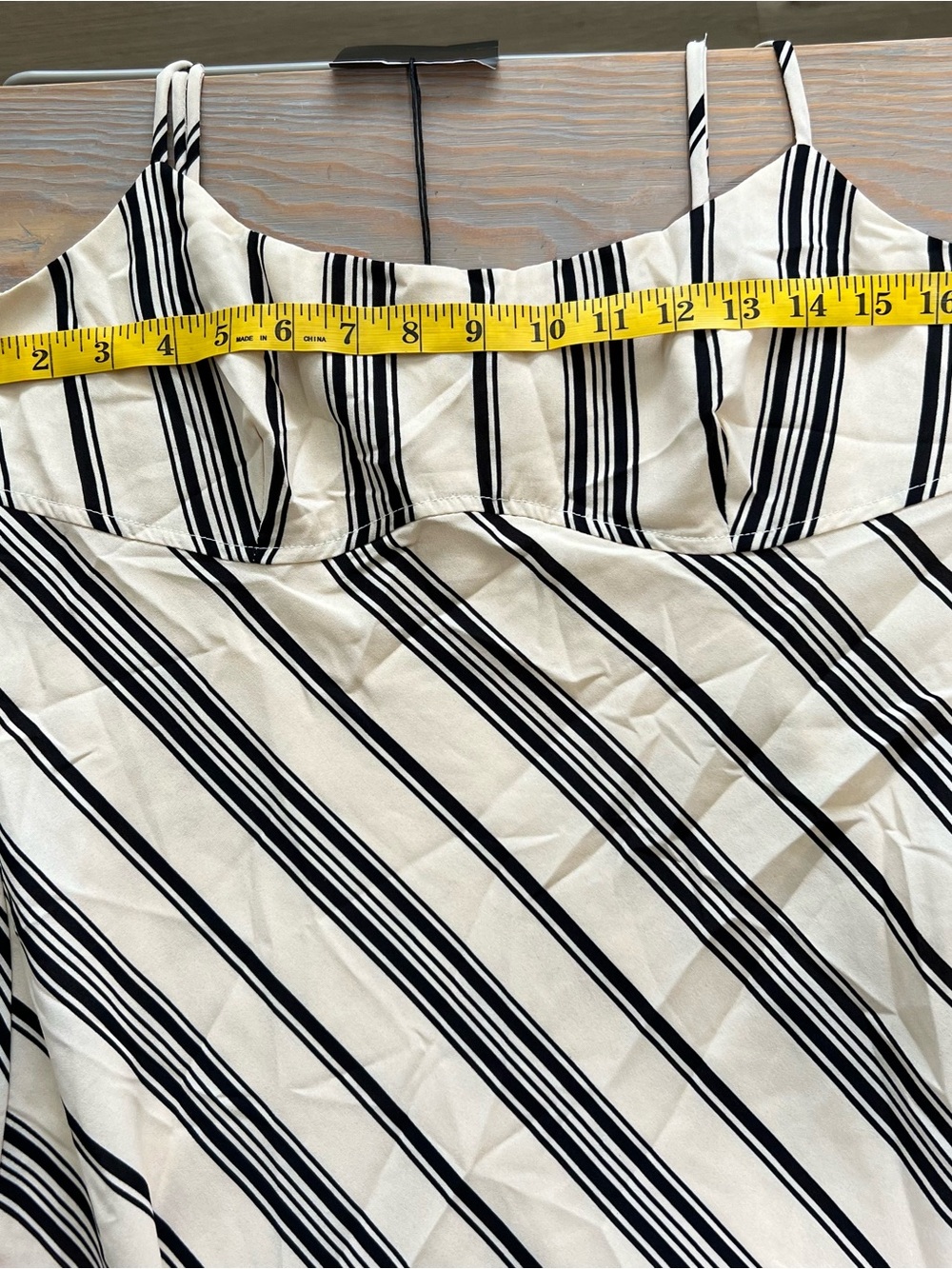 Le Lis Odette angled striped maxi dress size Large - Picture 7 of 7